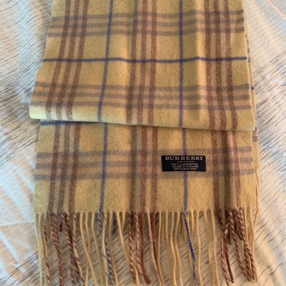 Burberry scarf